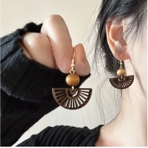 New Chinese style wooden fan earrings, female niche design, Chinese style earrings, personalized tassel ear clips, no ear holes, earrings